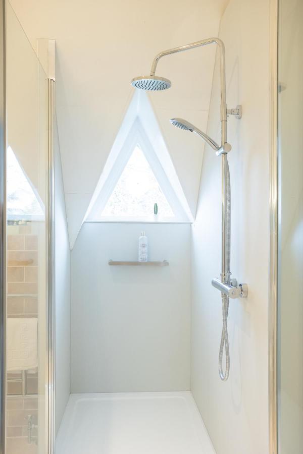 Appartement Spacious 3Br Victorian Cheltenham Loft Flat In Cotswolds - Free Parking Extérieur photo